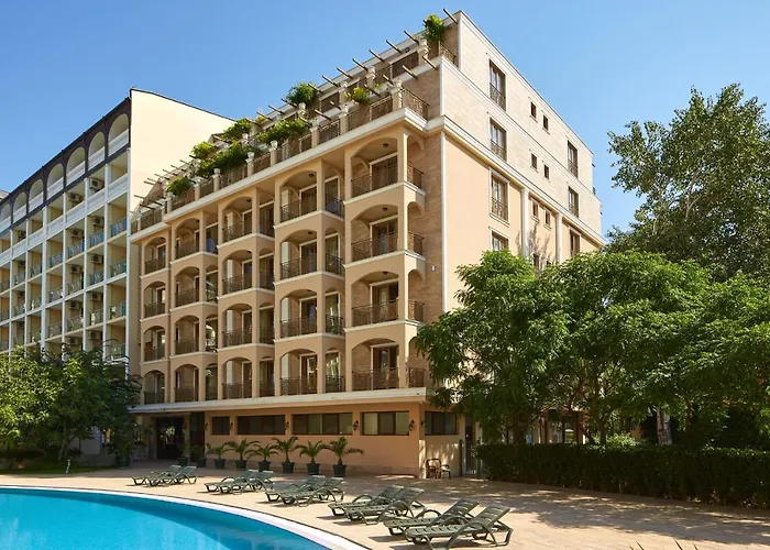 Отель Mena Palace -