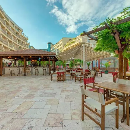 Hotell Mena Palace