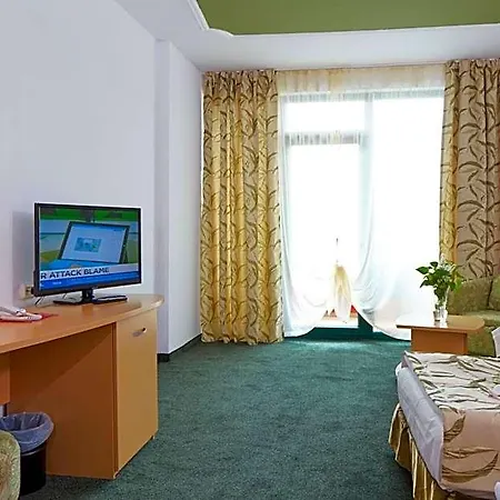 فندق Mena Palace 4*