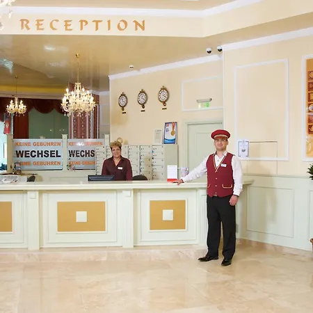 Mena Palace -