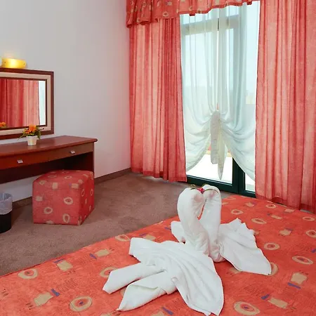 Отель Mena Palace -